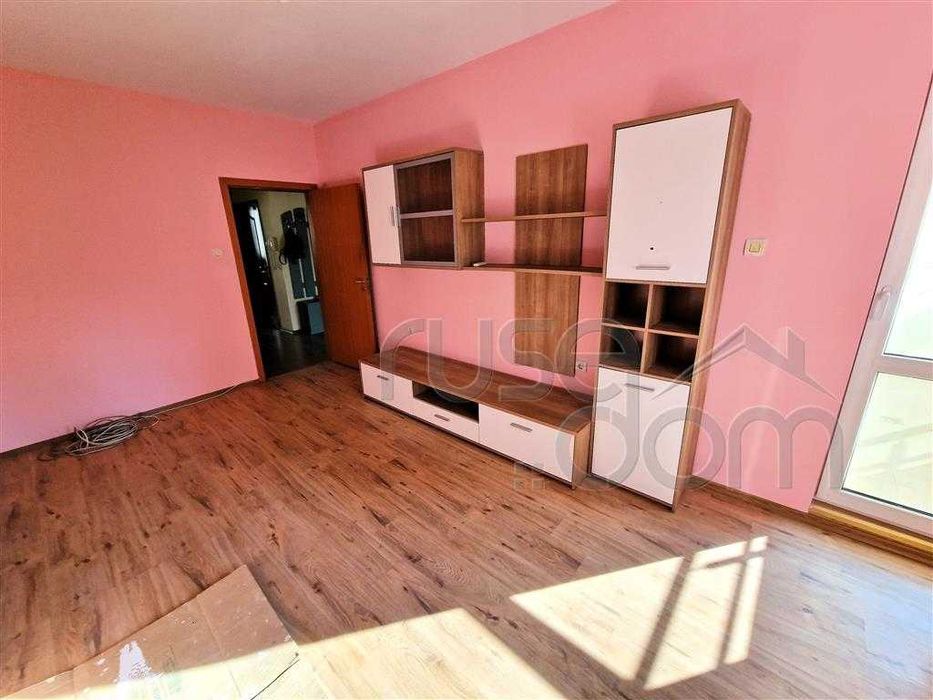 Продава се Тристаен апартамент в Русе, Център - 87 кв.м за 1641 €/кв.м - Снимка #6