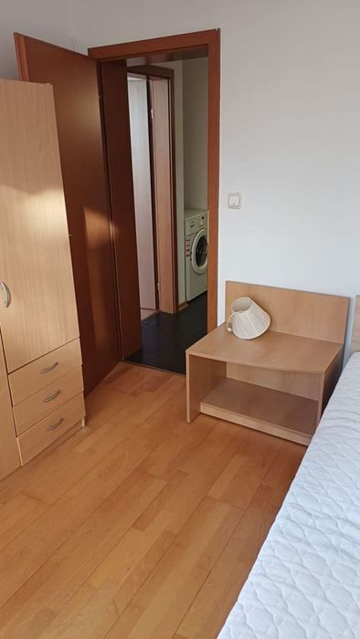 Дава се под наем Тристаен апартамент в София, Хладилника - 75 кв.м за 697.17 € - Снимка #6