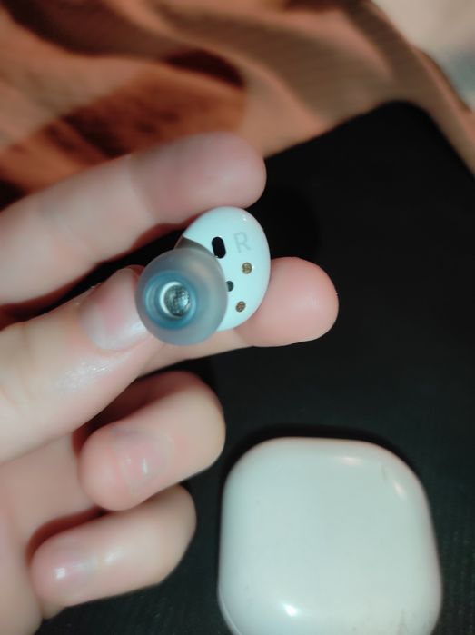 Samsung Galaxy Buds 2