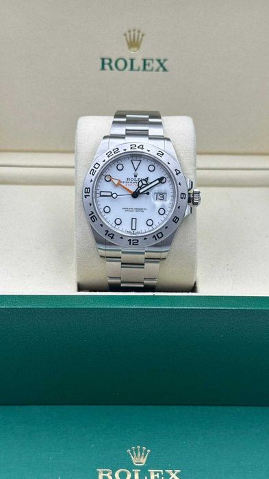 Rolex Referință : 226570, 42 mm, oțel, 2023, 9250€.