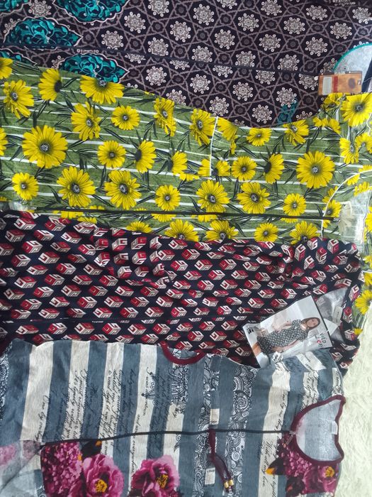 Продам женские халаты новые