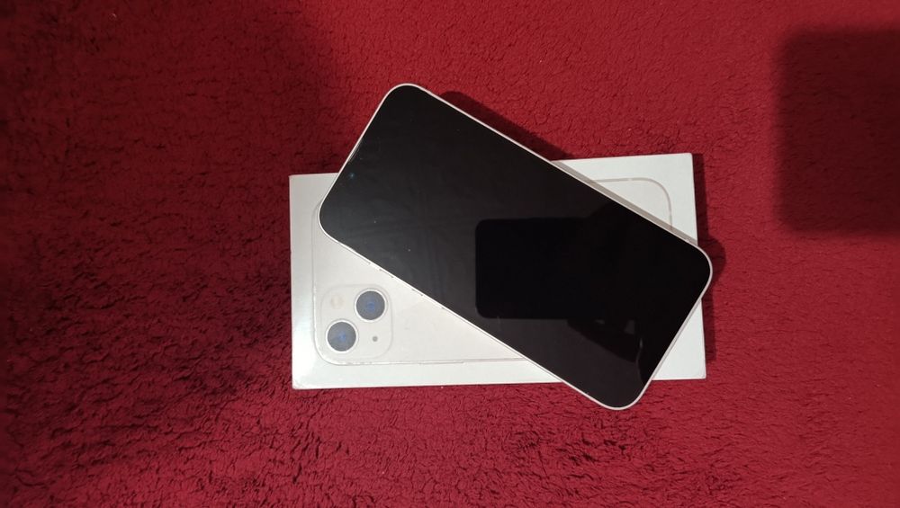 iPhone 13 с гарантией