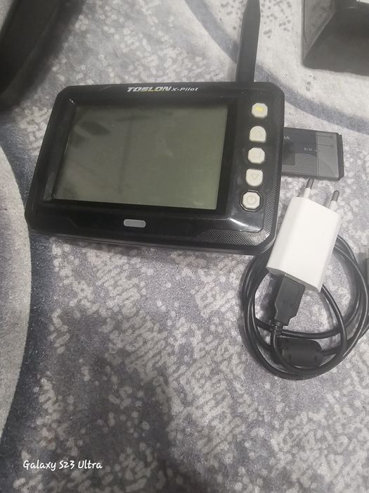 Лодка за захранка Carplounge RT 4