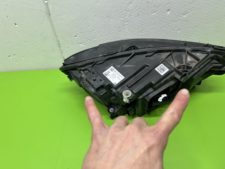 Far Mercedes CLA full led A118 stanga 2019-2023