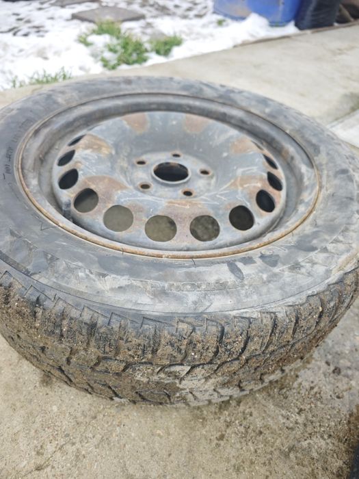 Гуми с джанти зимни 16r