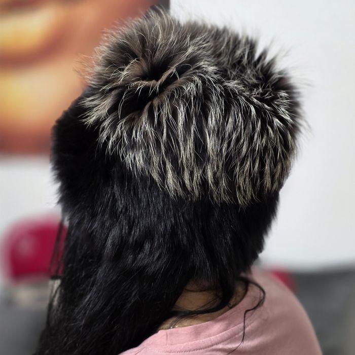 Căciulă din blană naturală de vulpe (silver / cross fox) / Damă