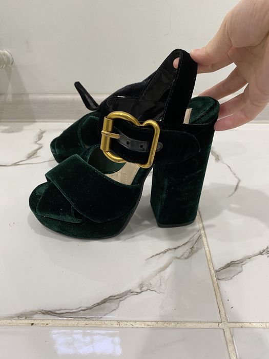 Продаются туфли PRADA, оригинал