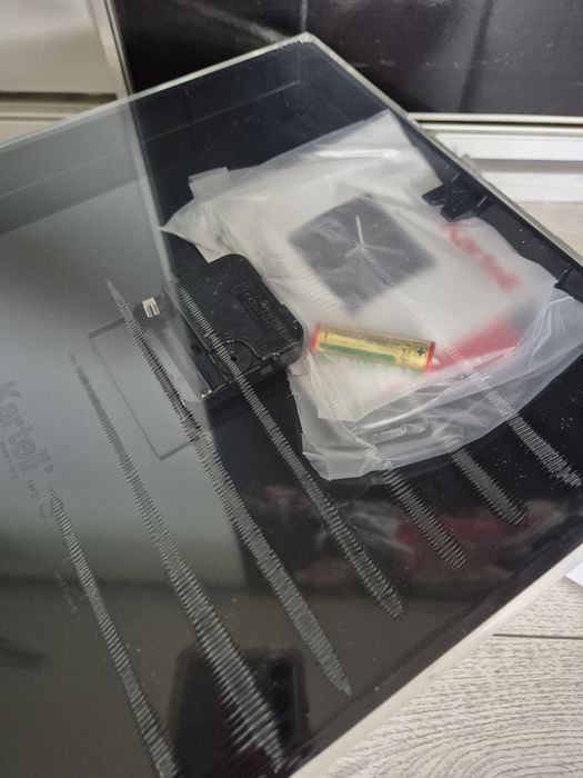 Ceas Kartell negru 30x30 cm