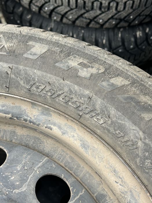 Продам комплект колес