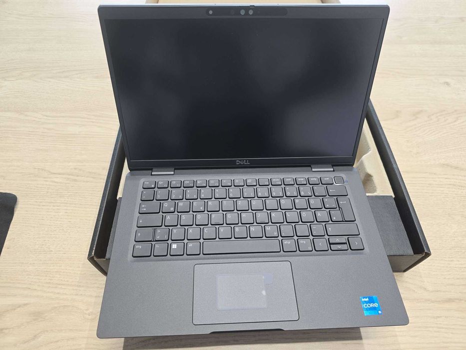 Dell Latitude 7330 13.3" дисплей / Core i5-1235U / 16GB RAM /