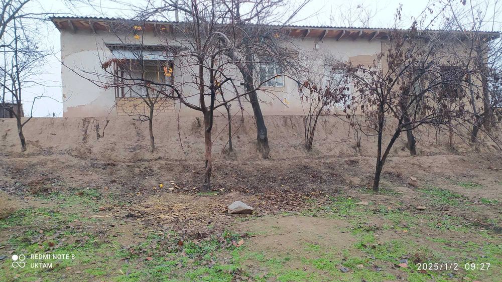 Hovli sotiladi, Denov tumanida O'rta qishloq