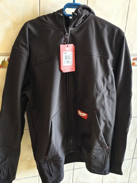 Jacheta Geaca Softshell cu gluga Freeflex Milwaukee M