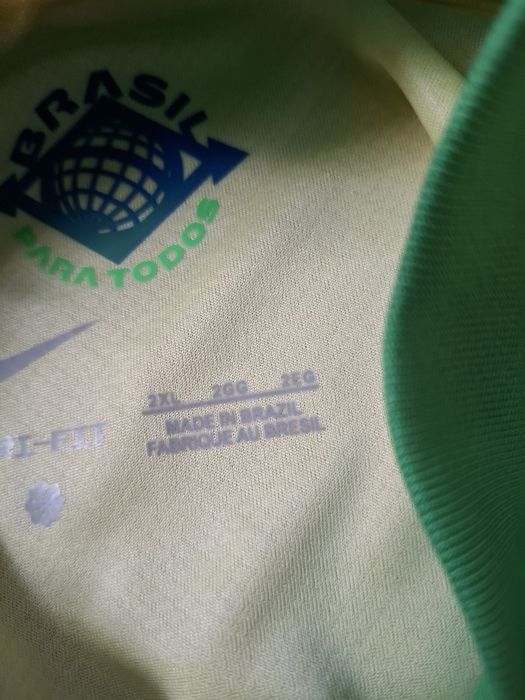 Nike Brazil тениска 2XL размер.