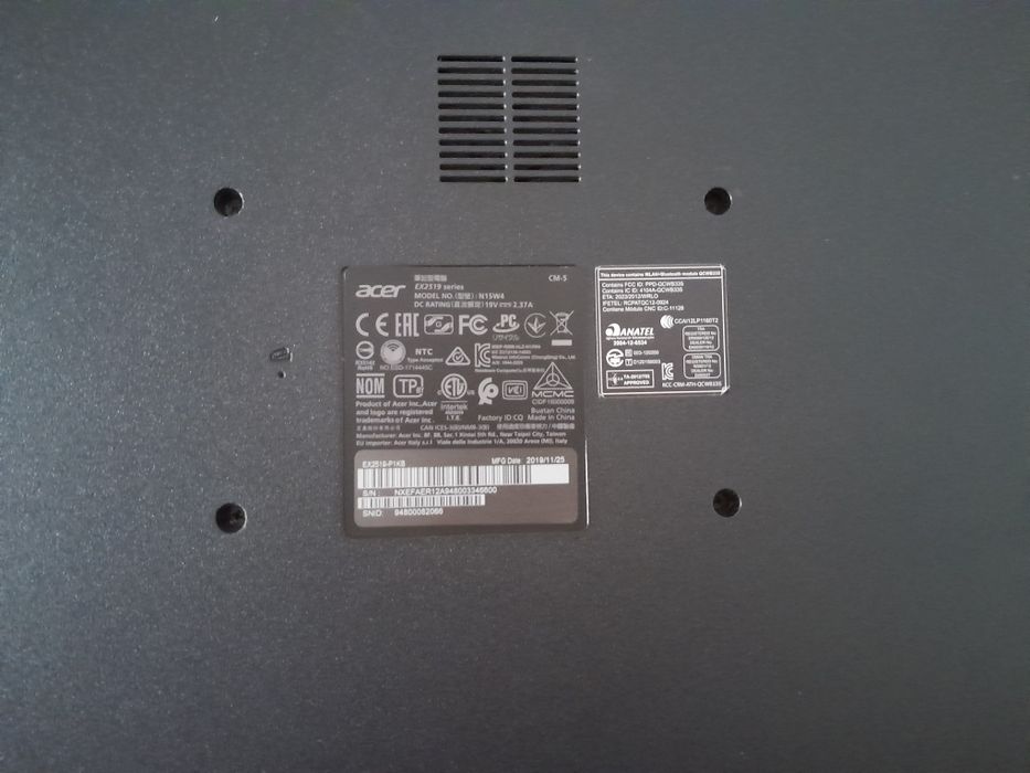 Продаю ноутбук acer