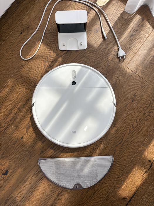Робот прахосмукачка Xiaomi Mi Robot , WI-FI