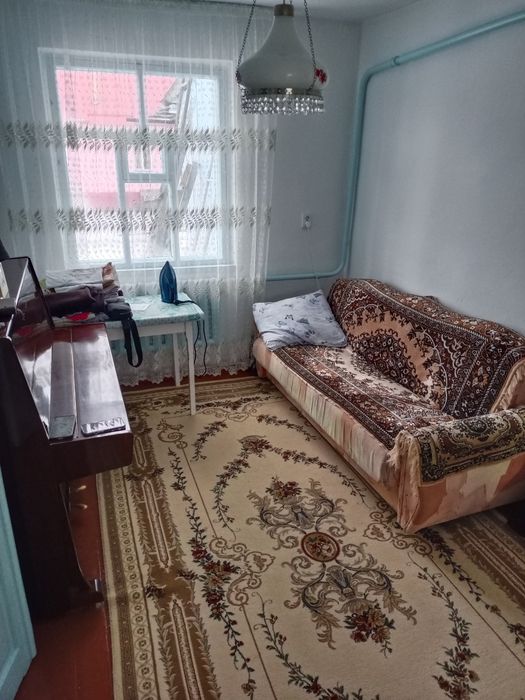 Продаётся дом большой и тёплый.
