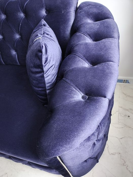 Vând canapea noua extensibila de 3 locuri