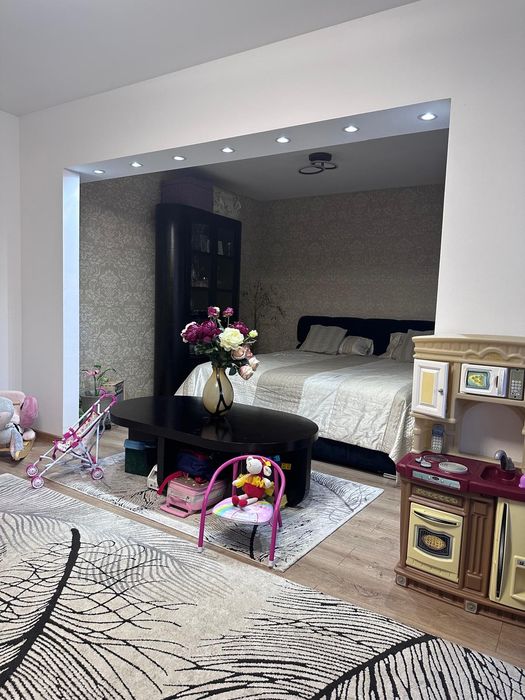 Apartament 4 camere Petroșani