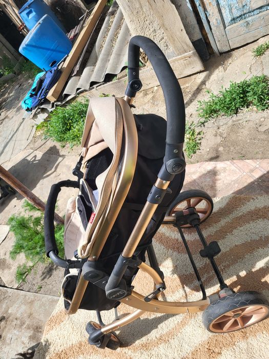 Продам детскую коляску