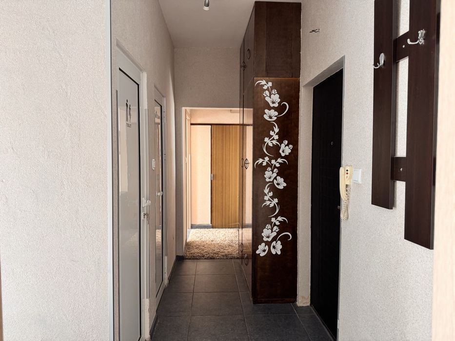 Дава се под наем Тристаен апартамент в Плевен, Сторгозия - 60 кв.м за 280.5 € - Снимка #6