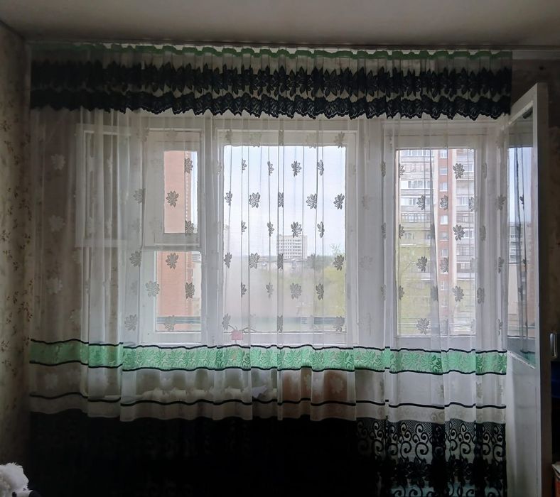 Тюль в зал красивый