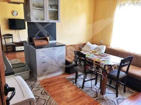 Дава се под наем Етаж от къща в Варна, Цветен квартал - 40 кв.м за 325 € - Снимка #1