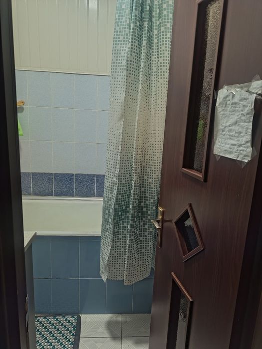 Дом 4этаж санузел раздельный комната раздельно рядом карзинка метро