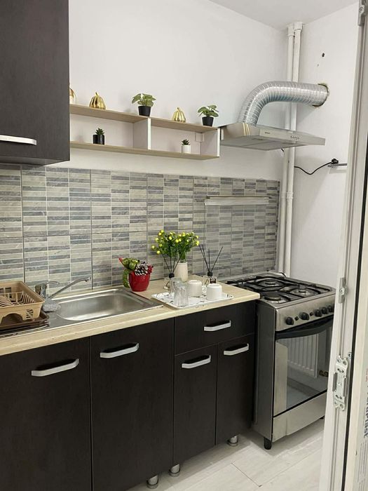 Garsoniera Calea craiovei 5 minute de ANAF Centru loc parcare inclus