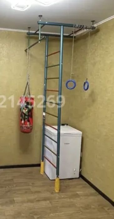 Продаю шведскую стенку