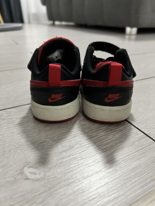 Adidasi copii , Nike !