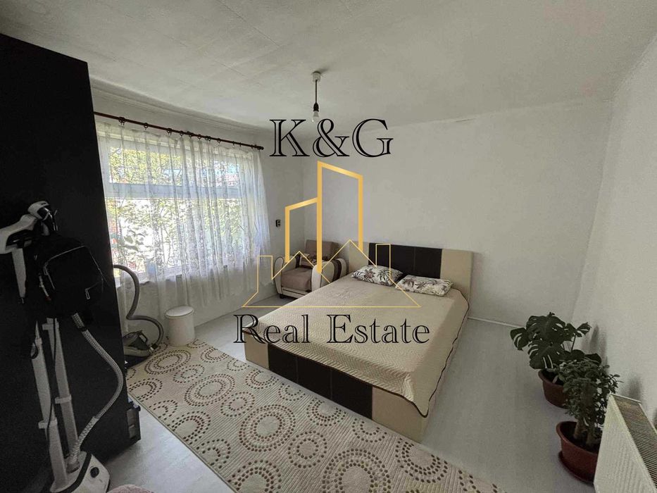 Едноетажна къща в много добро състояние