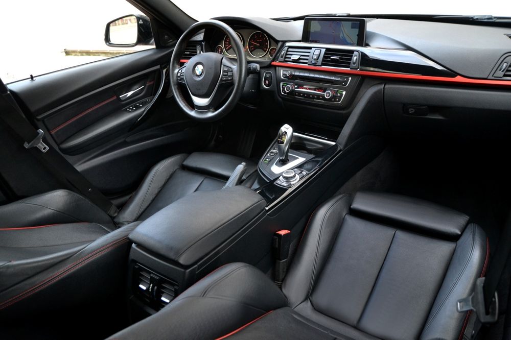 Bmw 320D F30 2.0 184Hp/2012/Automat/Trapă/Bi-Xenon/Pachet Sport Line