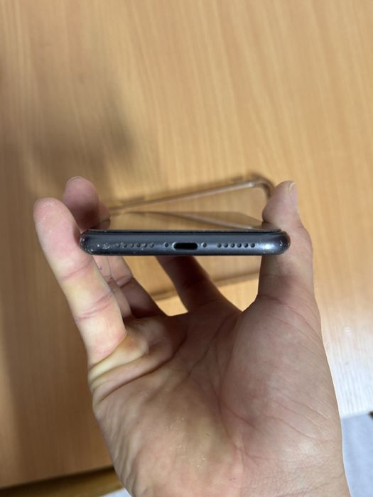 Iphone 11 идельный