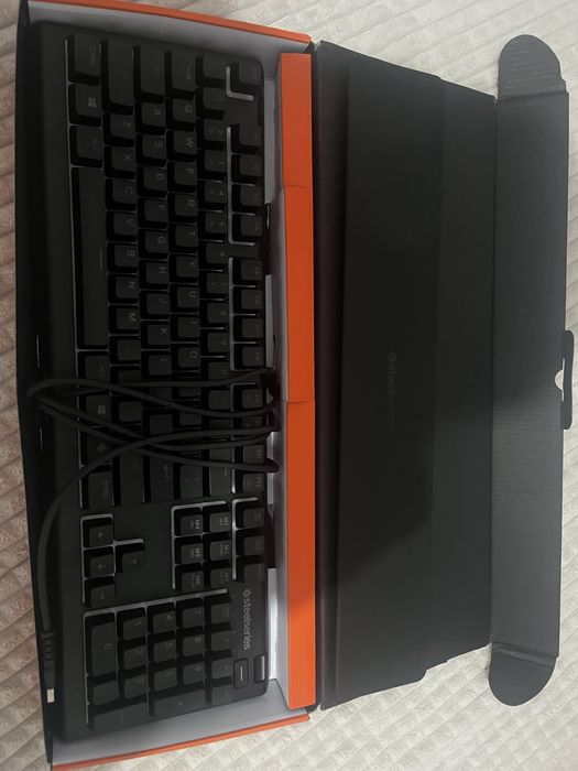 Клавиатура Steelseries Apex 3