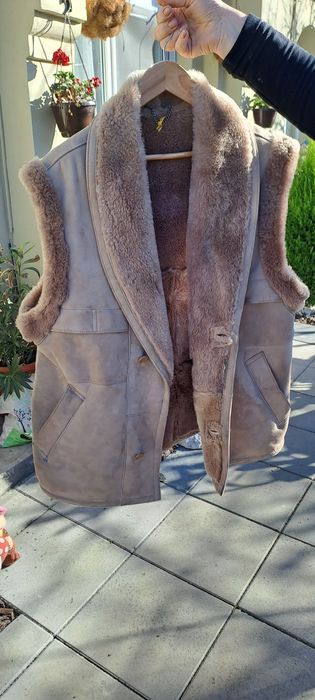 Vestă din blană naturală de oaie