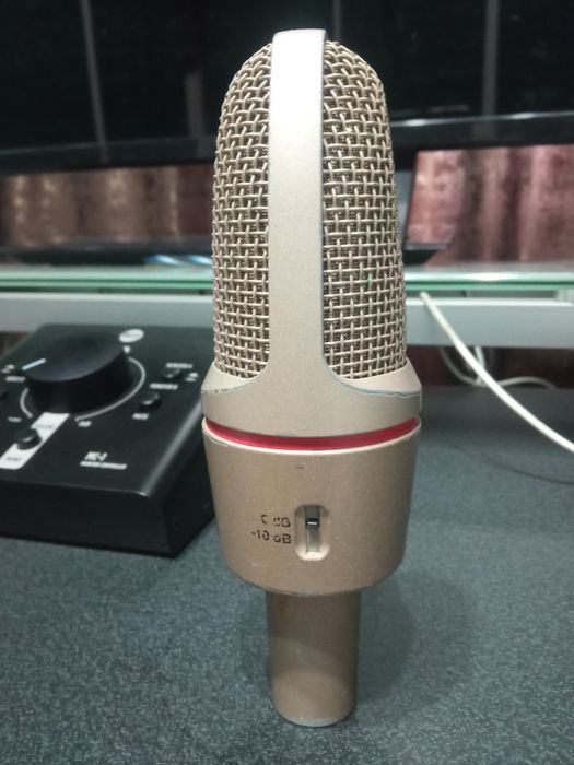 AKG C3000 B студийный микрофон сатылады