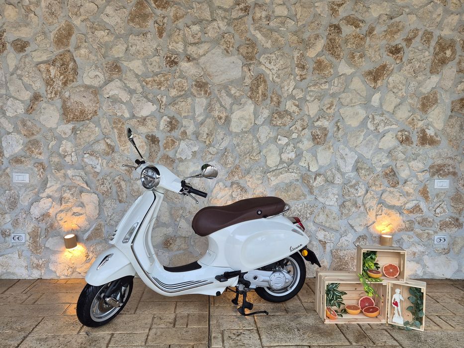 Inchiriere Scutere Vespa evenimente speciale