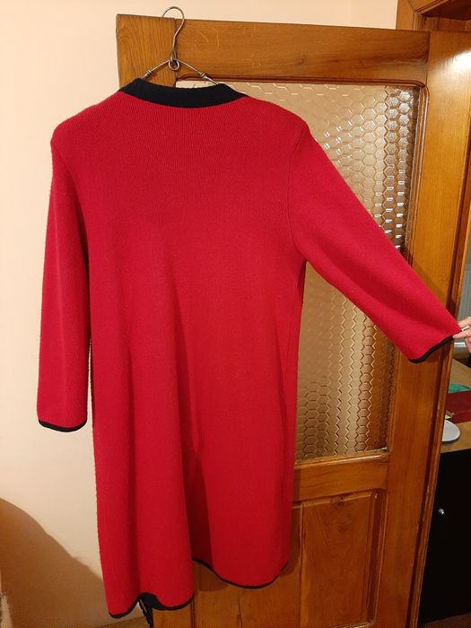 Pardesiu tricotat de damă