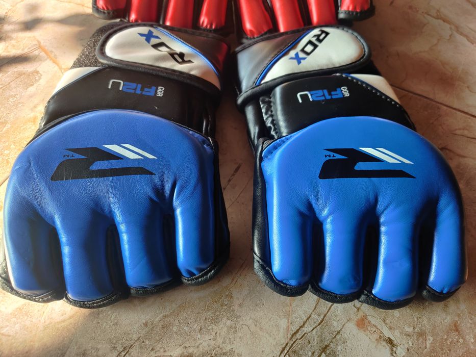 Mănuși  de antrenament MMA