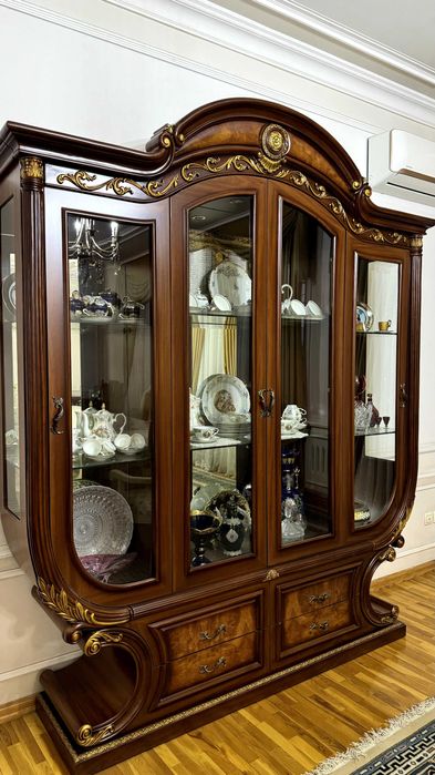 Горка для гостинной. Стенка