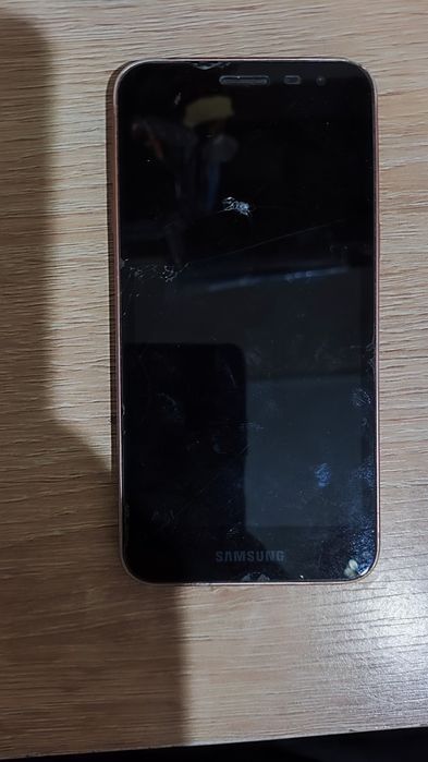 продаю !!!на запчасти!!! Samsung galaxy j2 core