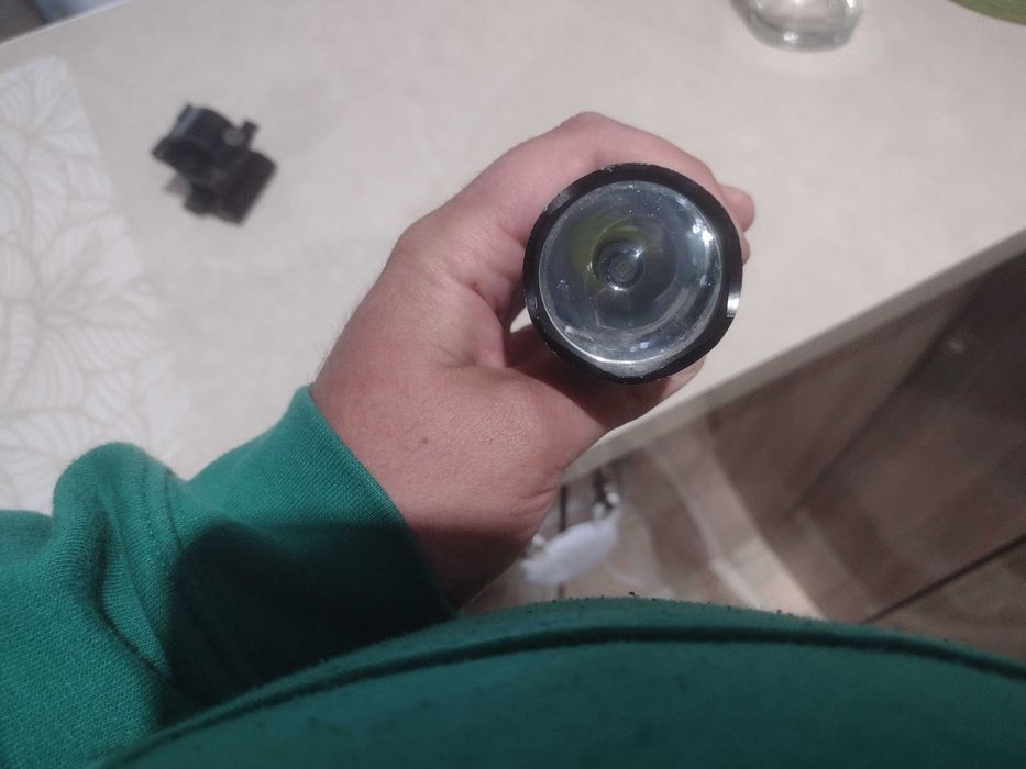 Далекобоен, компактен фенер Light Master SS с червена светлина за ловни цели