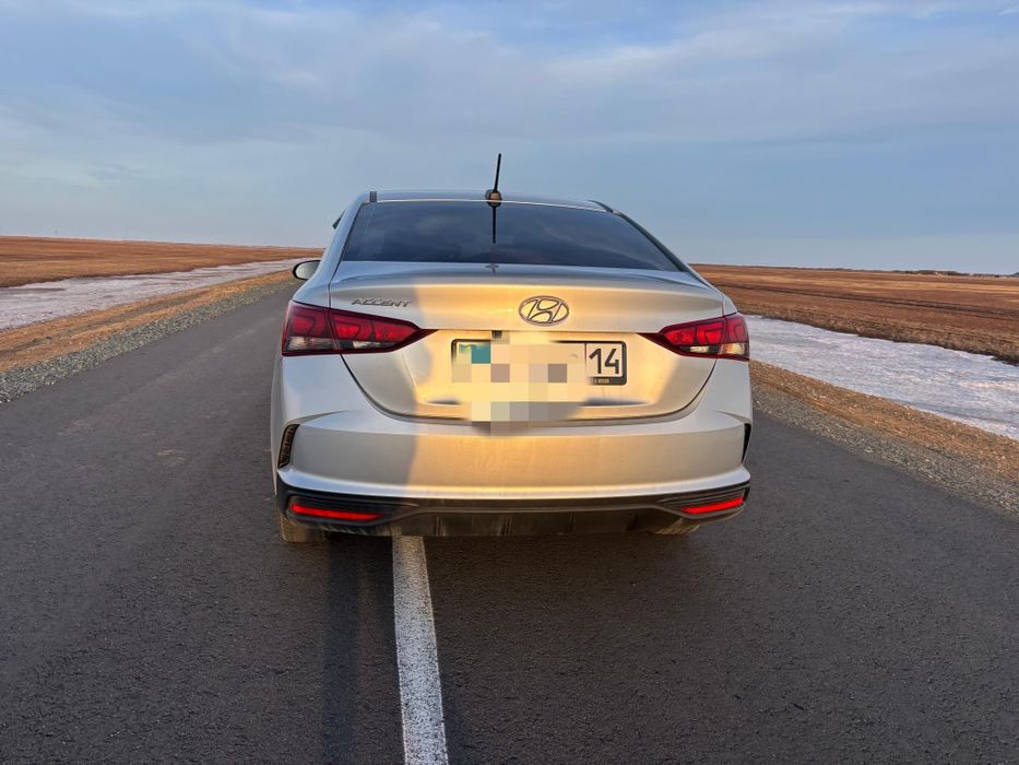 Продам хундай акцент 2021 года