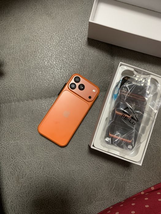 Iphone 17  mini xolati yengi