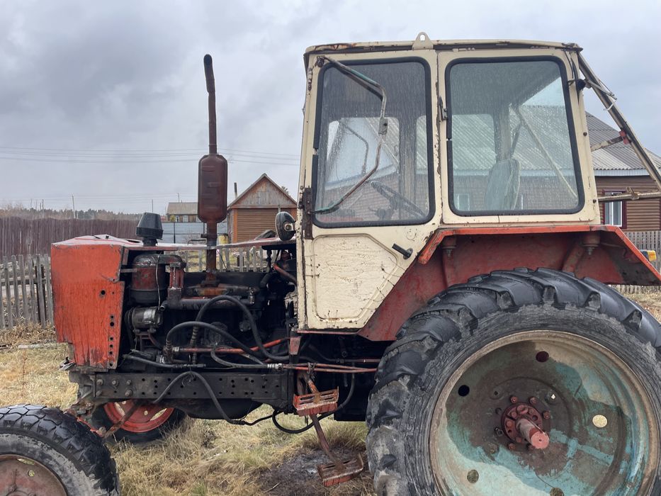 Продам трактор