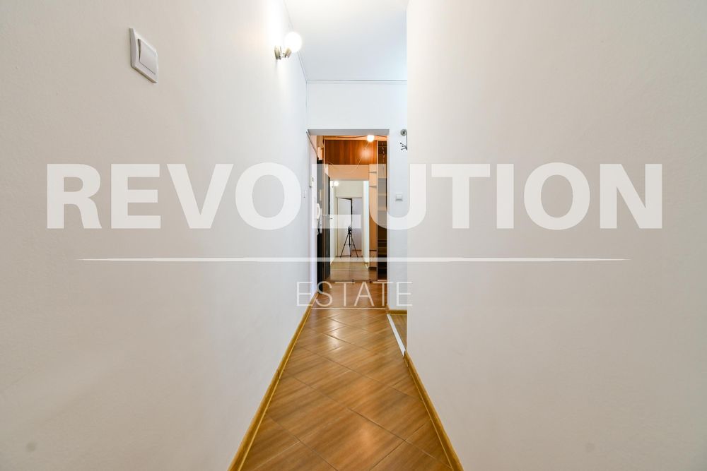 Дава се под наем Двустаен апартамент в София, Зона Б-5 - 78 кв.м за 750 € - Снимка #9