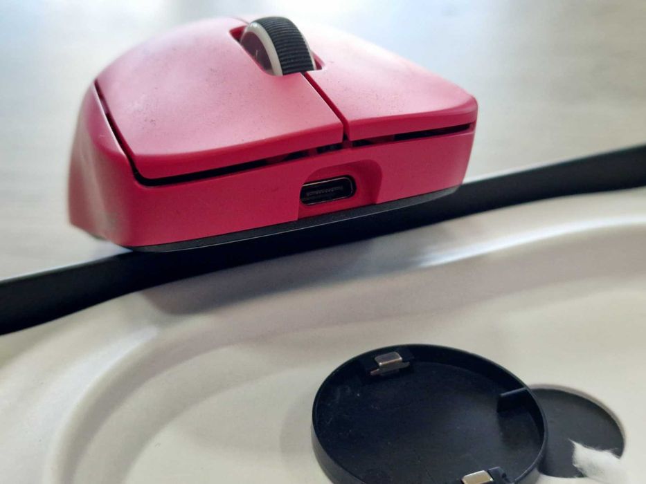 Мишка Logitech G PRO X Superlight 2 – Розова (Pink)
