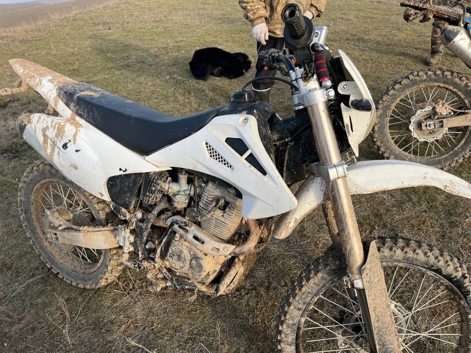 06 Эндуро 250cc.