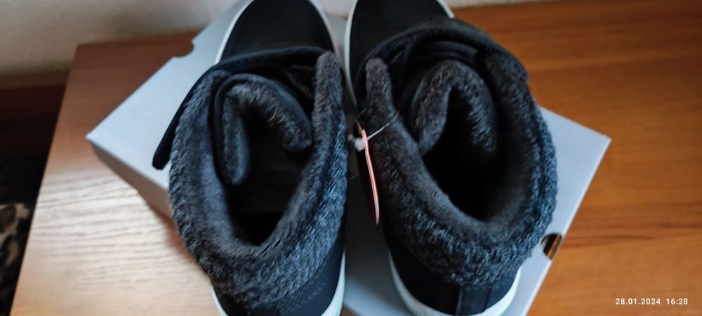 Английски детски зимни кецове ,, Vty"