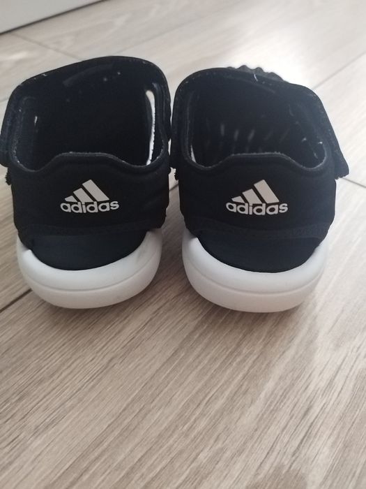 Детски сандали adidas